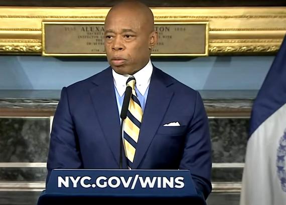 ट्रम्प आडम्स भेटवार्ता, आफू विरुद्धको मुद्दाबारे छलफल नभएको आडम्सको भनाइ